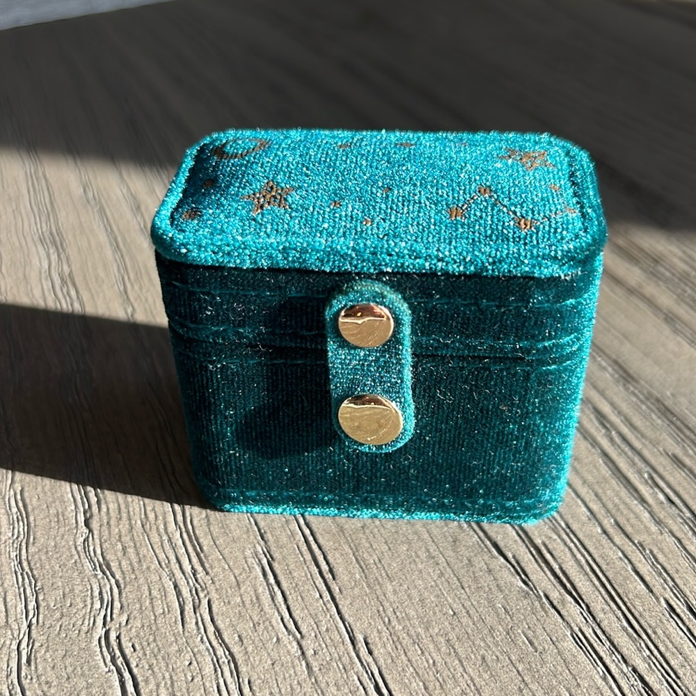 Ring Box